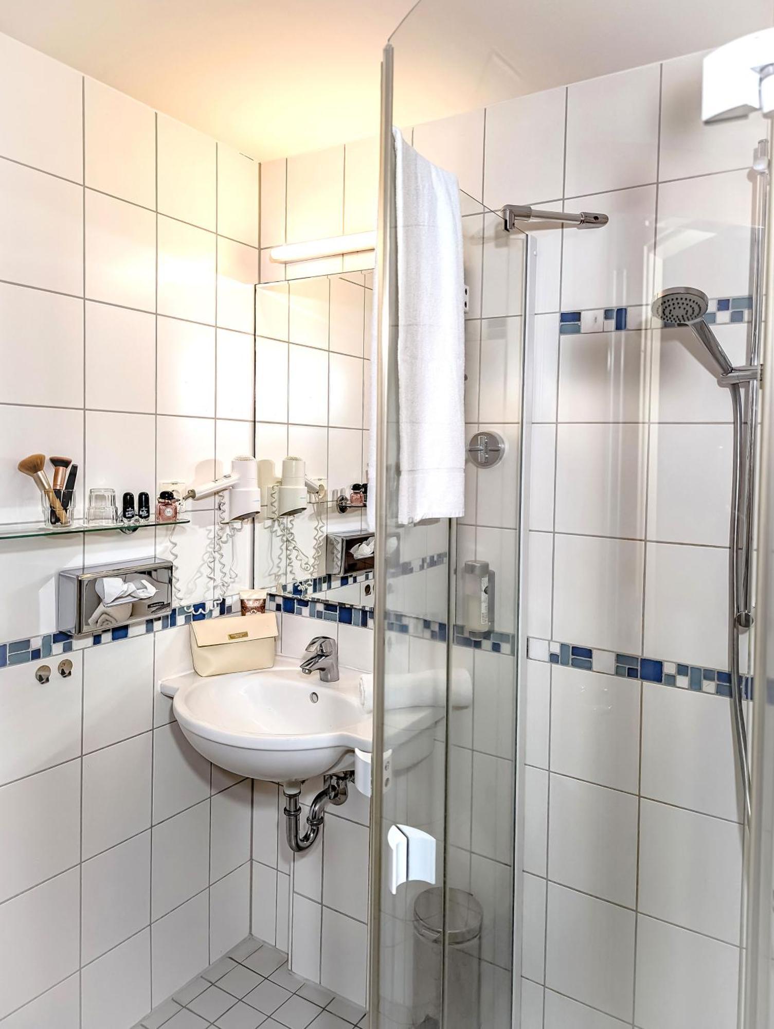 שוורין Boulevard Hotel Altstadt Schwerin מראה חיצוני תמונה